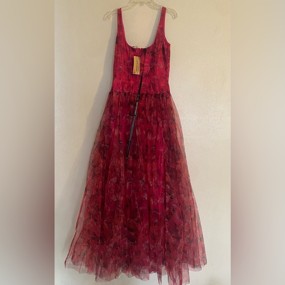Wm’s LACE & BEADS Petite Dropped Waist Corset Detail Maxi Dress. Red/Pink Floral - Picture 4 of 4
